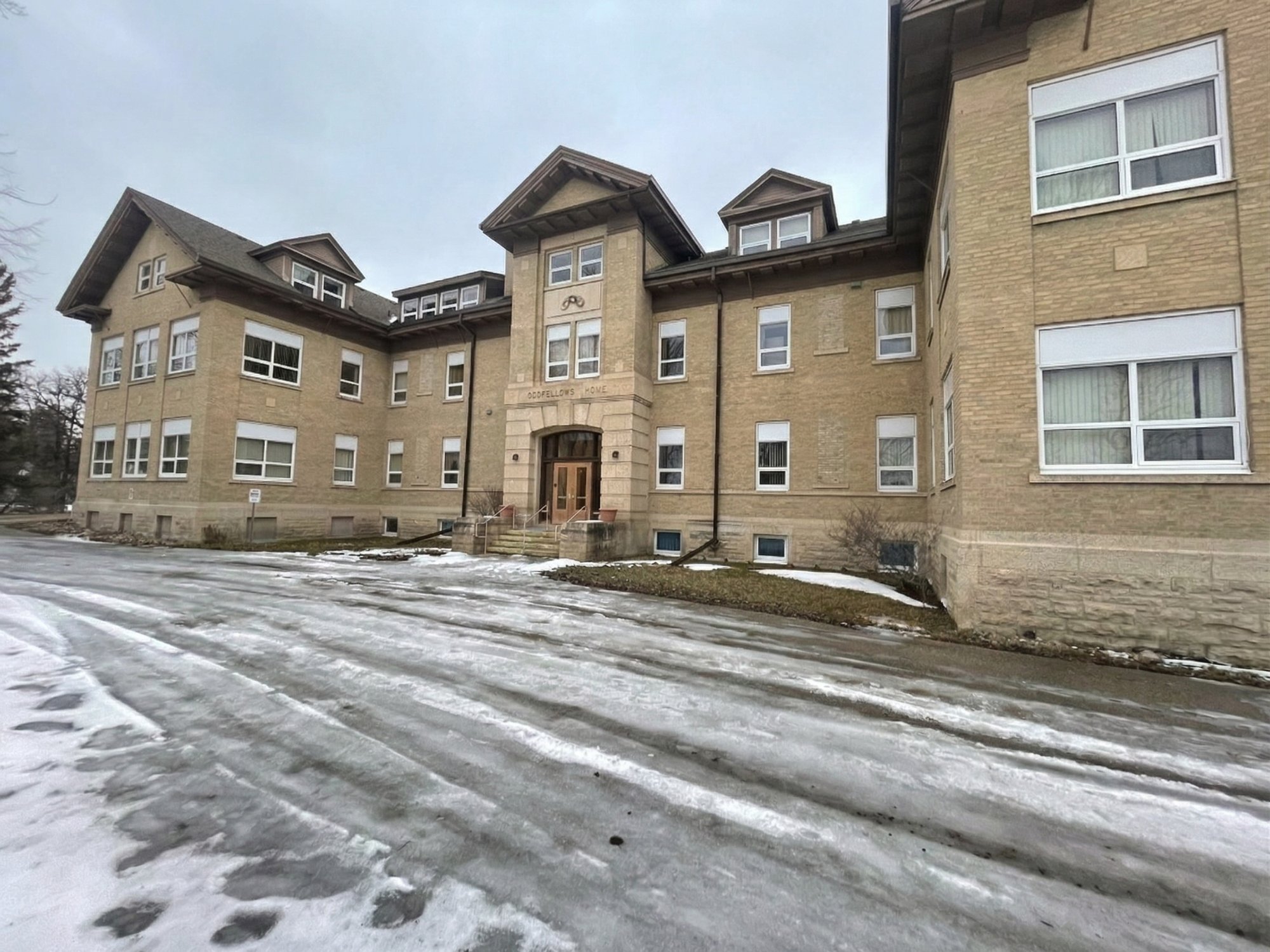 4025 Roblin Boulevard